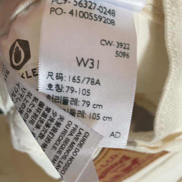 Levi’s distressed high rise 501 jean denim short cutoff vibe Size 31 - Picture 17 of 17